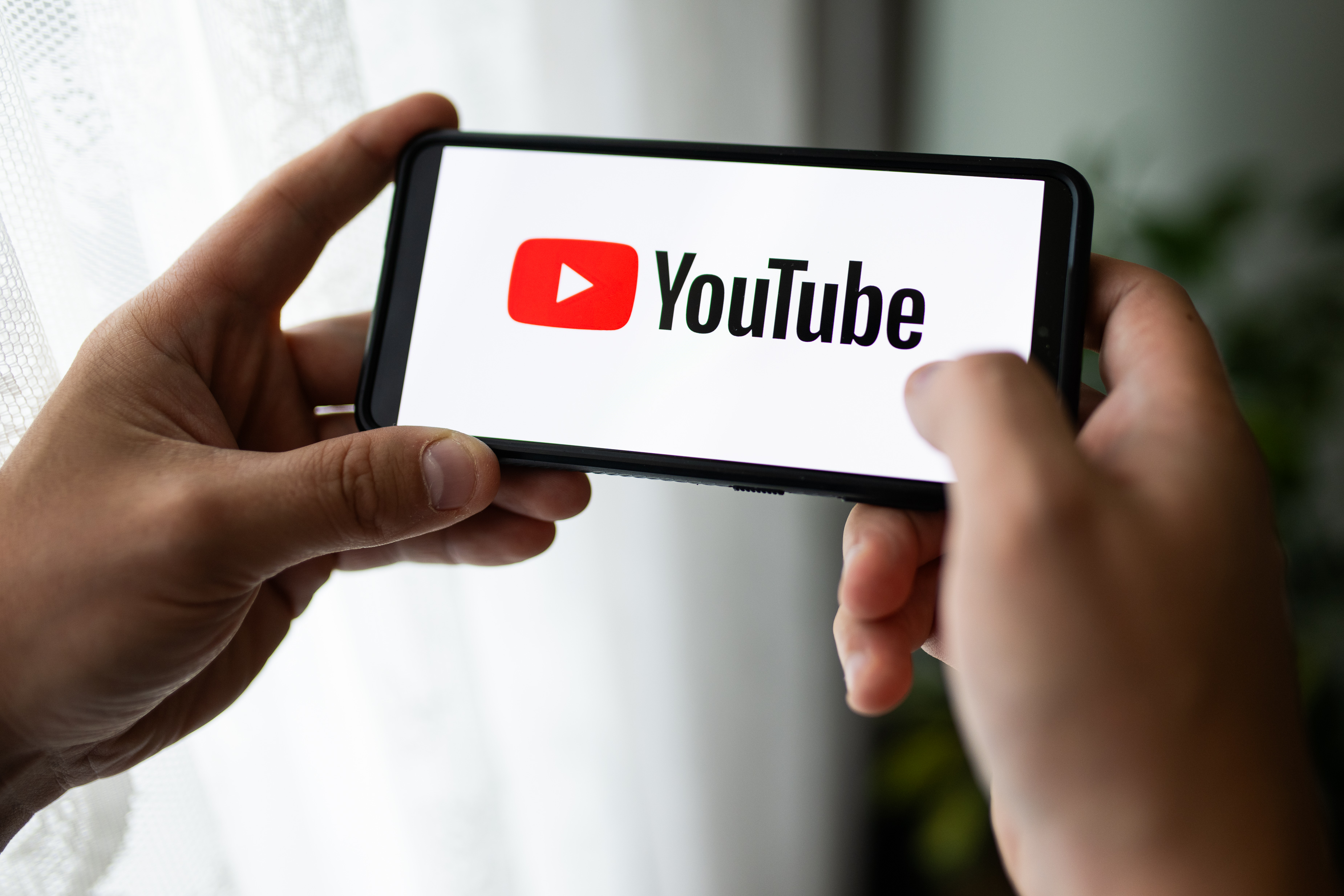 YouTube Entra na Disputa para Transmitir o Oscar, Revela Relatório